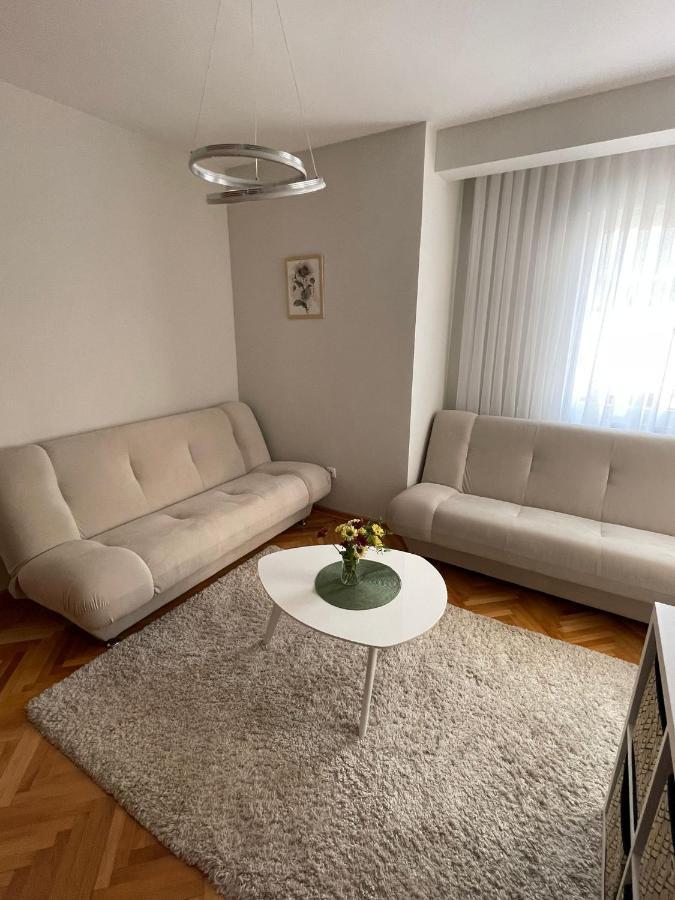 Apartman Filip Lux City Center Novi Pazar Exterior foto