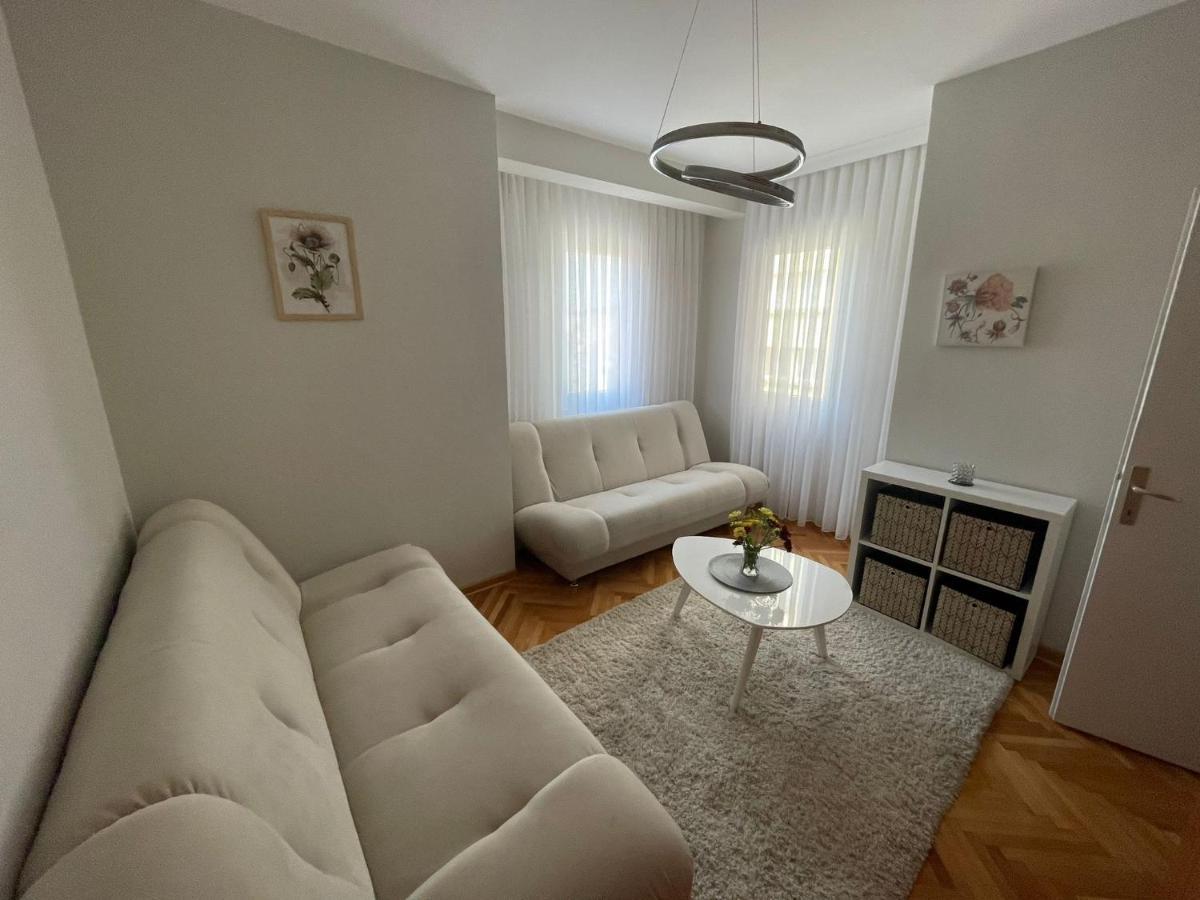 Apartman Filip Lux City Center Novi Pazar Exterior foto
